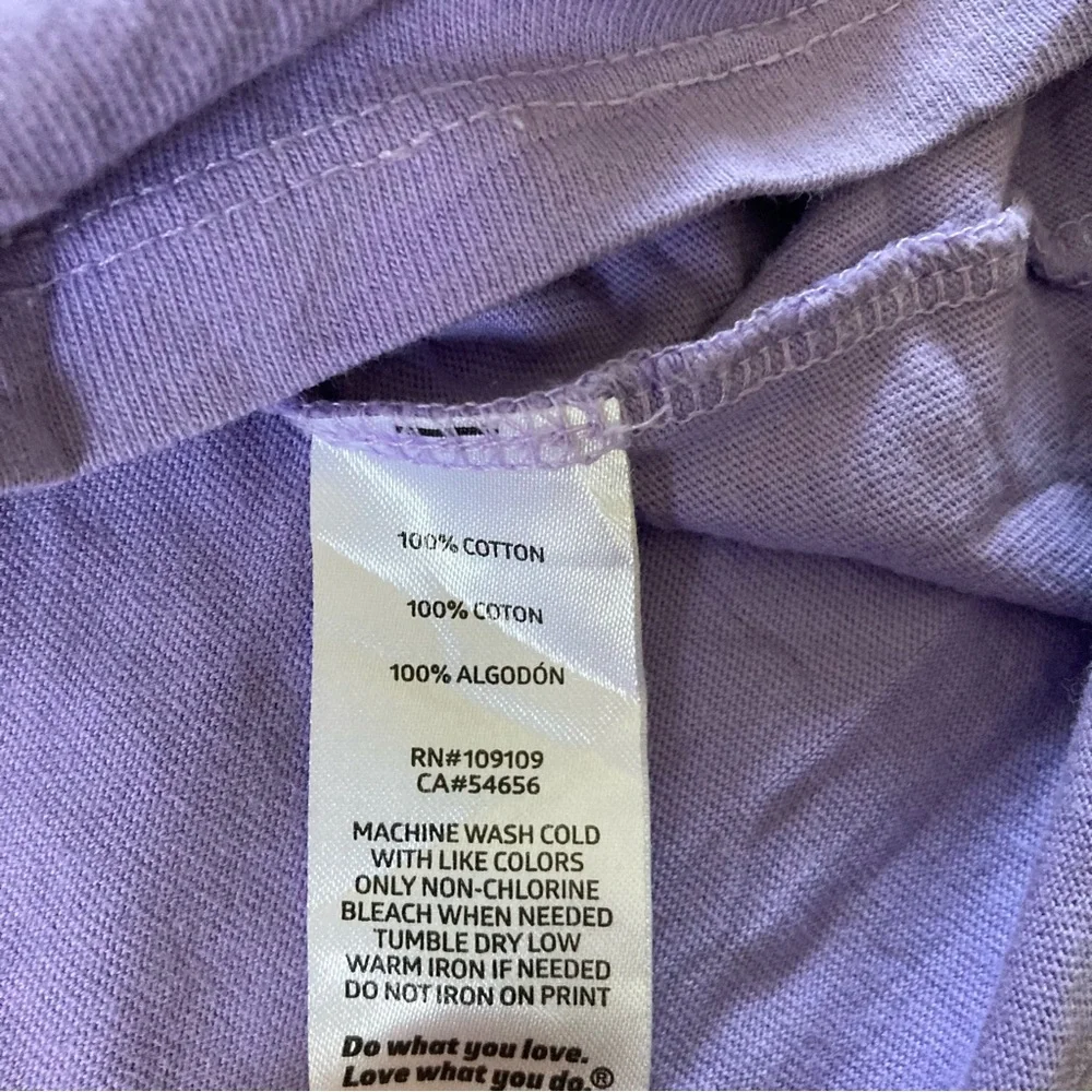 Life Is Good Women's Lavender V-Neck Tee size L 100%cotton - Picture 7 of 8